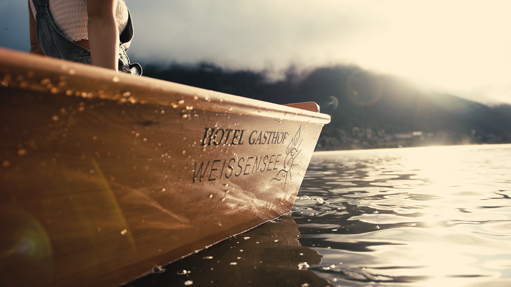 Hotel Gasthof Weissensee Kärnten gemütlich Aktivurlaub Naturpark Bootfahren Bootsfahrt Hotel Gasthof Weissensee Kärnten gemütlich Aktivurlaub Naturpark Bootfahren Bootsfahrt