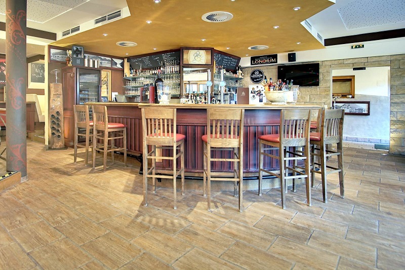 Hotel Gasthof Weißensee Naturpark Urlaub Genuss Wohlfühlen Kärnten Hotelbar Garten gemütlich Lounge Hotel Gasthof Weißensee Naturpark Urlaub Genuss Wohlfühlen Kärnten Hotelbar Garten gemütlich Lounge