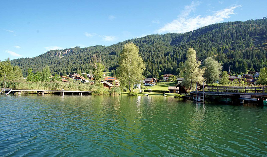 Hotel Gasthof Weissensee Kaernten hauseigener Badestrand Hotel Gasthof Weissensee Kaernten hauseigener Badestrand