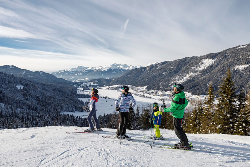 Hotel Gasthof Weissensee Kärnten perfektes Familien-Skigebiet mit familienfreundlichen Angeboten Hotel Gasthof Weissensee Kärnten perfektes Familien-Skigebiet mit familienfreundlichen Angeboten