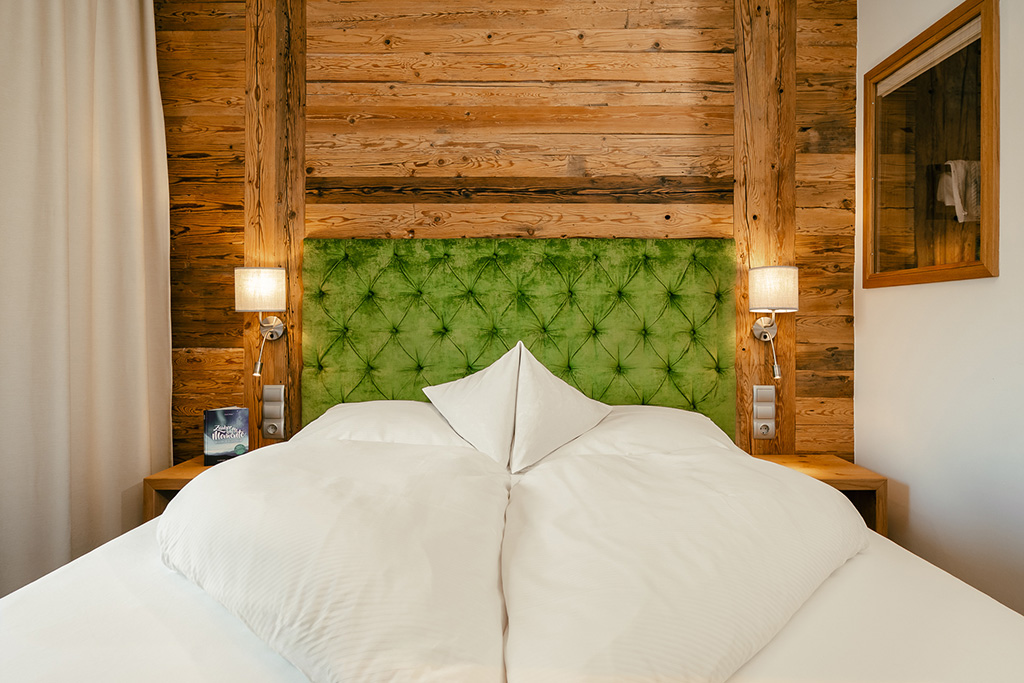 Doppelzimmer Standard EICHE klein&fein Hotel zum Weissensee Kärnten Doppelzimmer Standard EICHE klein&fein Hotel zum Weissensee Kärnten