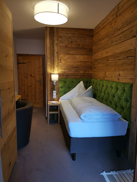 Einzelzimmer Standard Hotel zum Weissensee Kärnten Einzelzimmer Standard Hotel zum Weissensee Kärnten